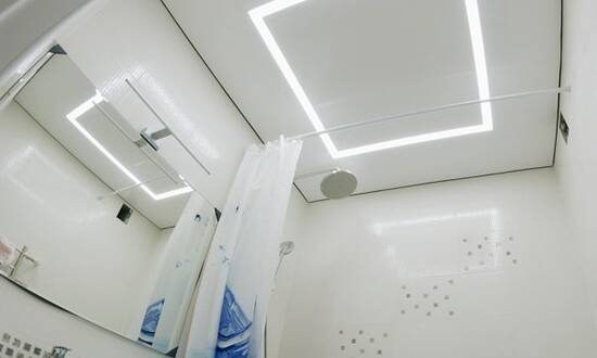 Светополосы на натяжном потолке 3 кв.м. - Ванная - Гомель